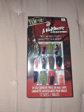 A Nightmare on Elm Street Press-On Nail Chips - Red, Black, Green